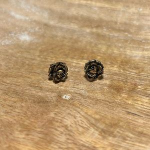 Vintage Rose Flower Gold Tone Earrings